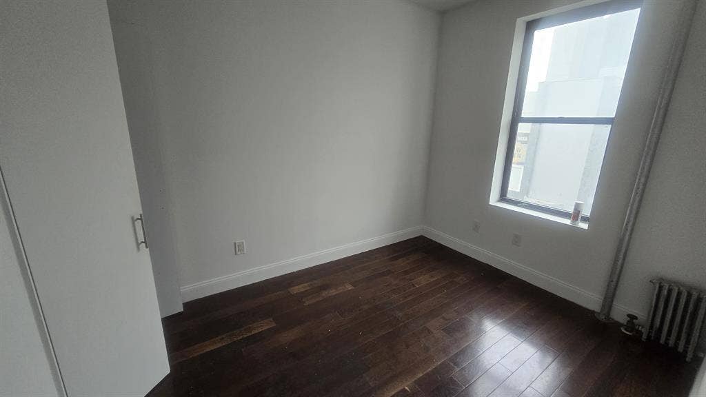 Large Harlem shared unit