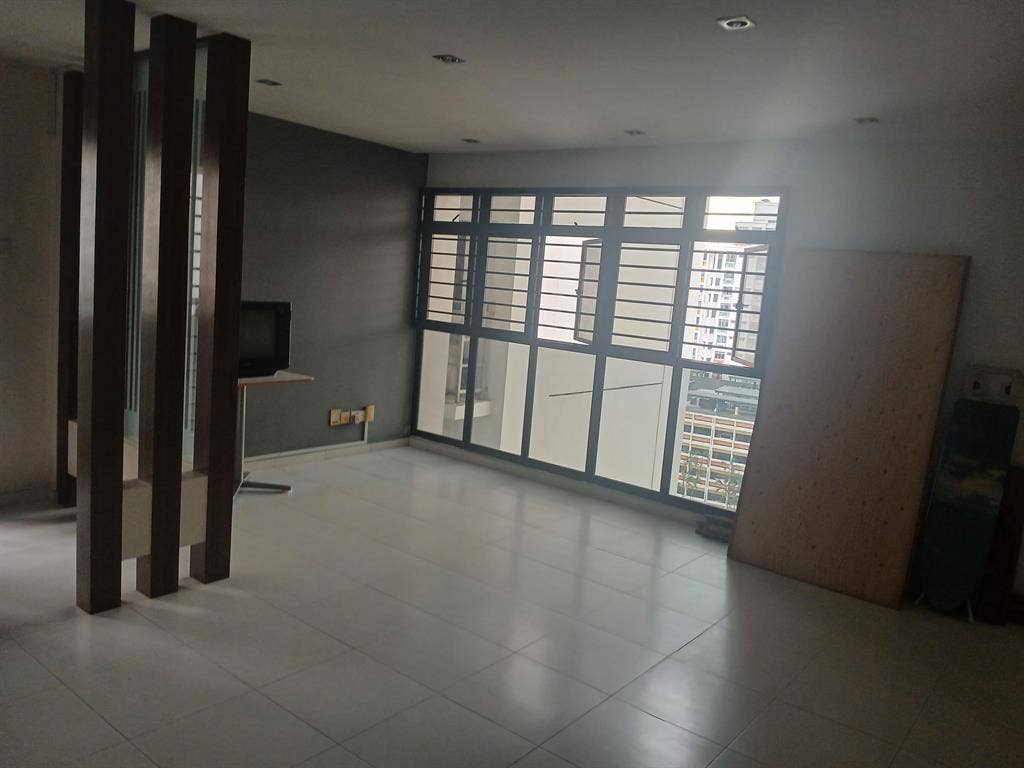 Jurong west common room for rent
