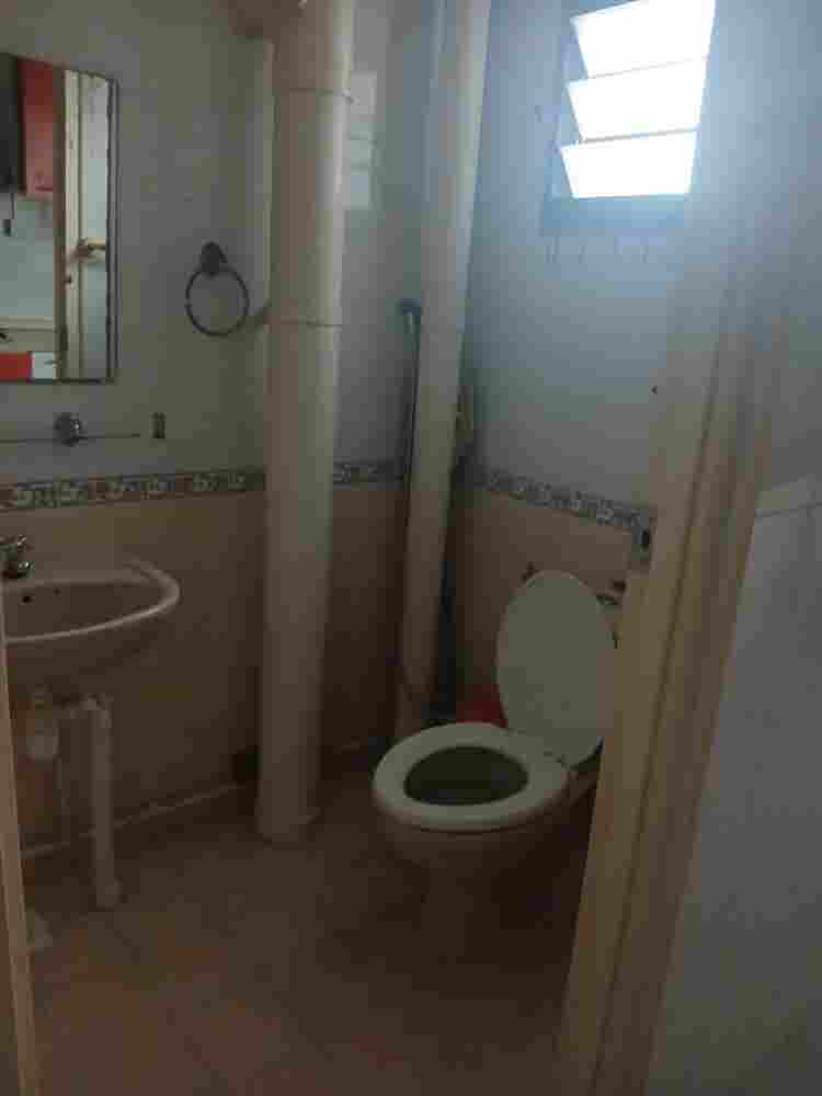Jurong west common room for rent