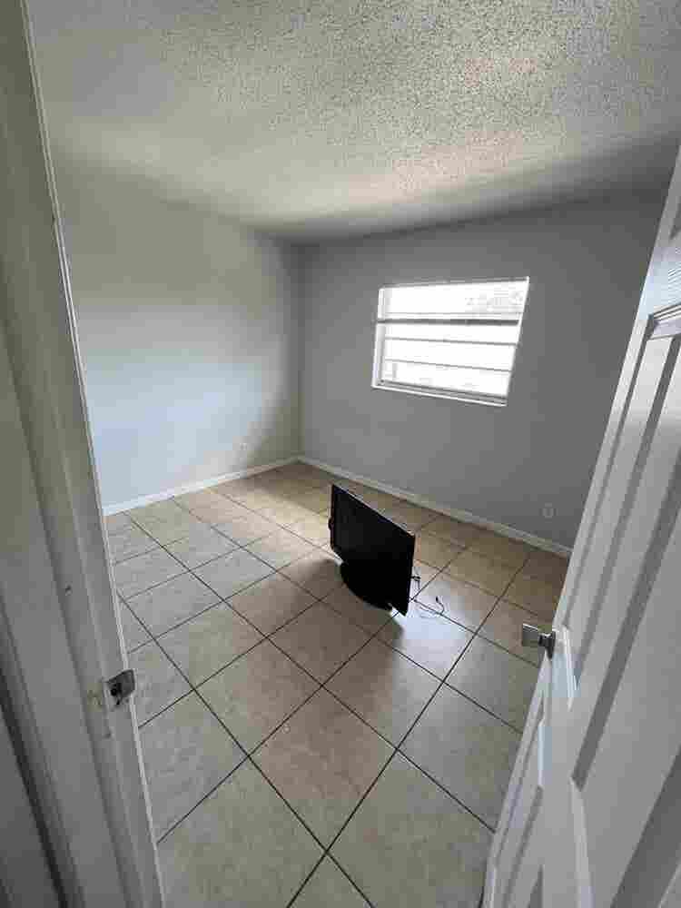 Ready to move in utilities included