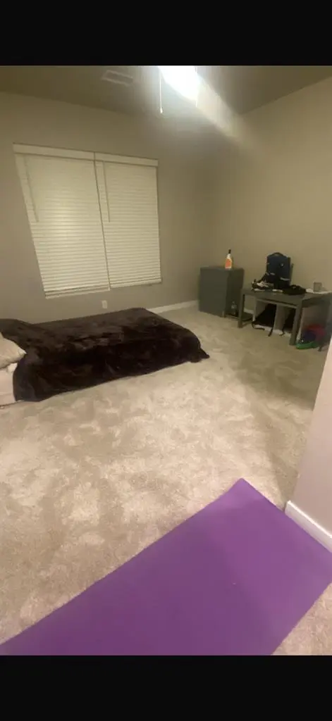 Room available in Goodyear