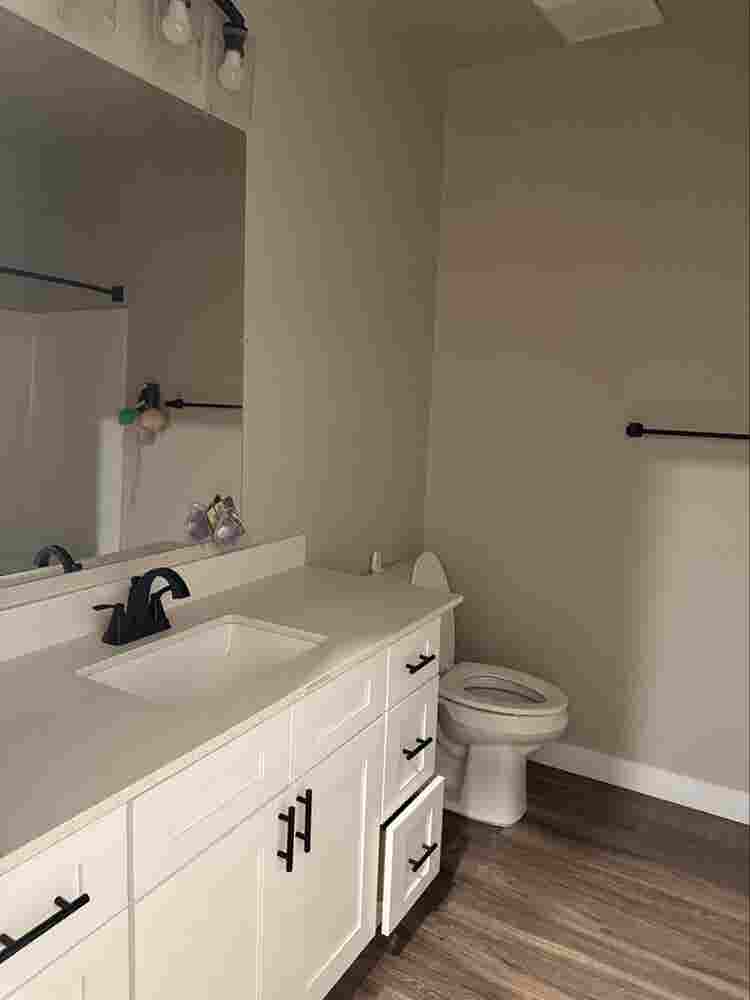 Room available in Goodyear