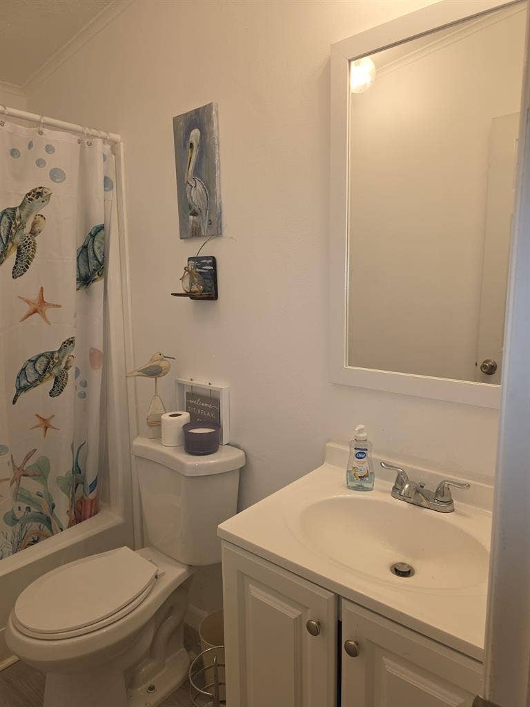 Furnished room for rent
