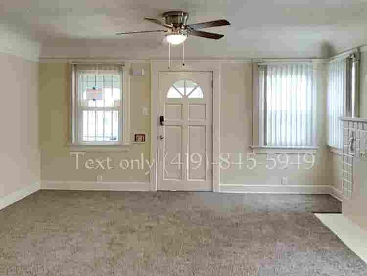 I have 2 rooms available for rent.