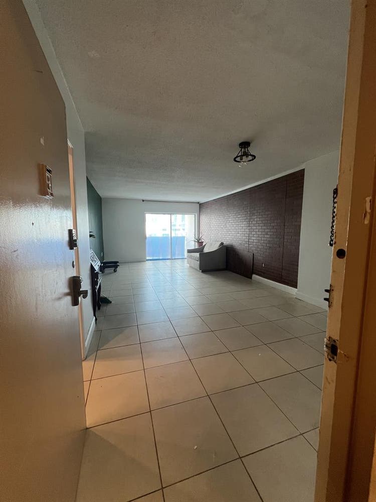 One bedroom apartment-