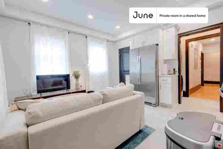 3 BR in Boston