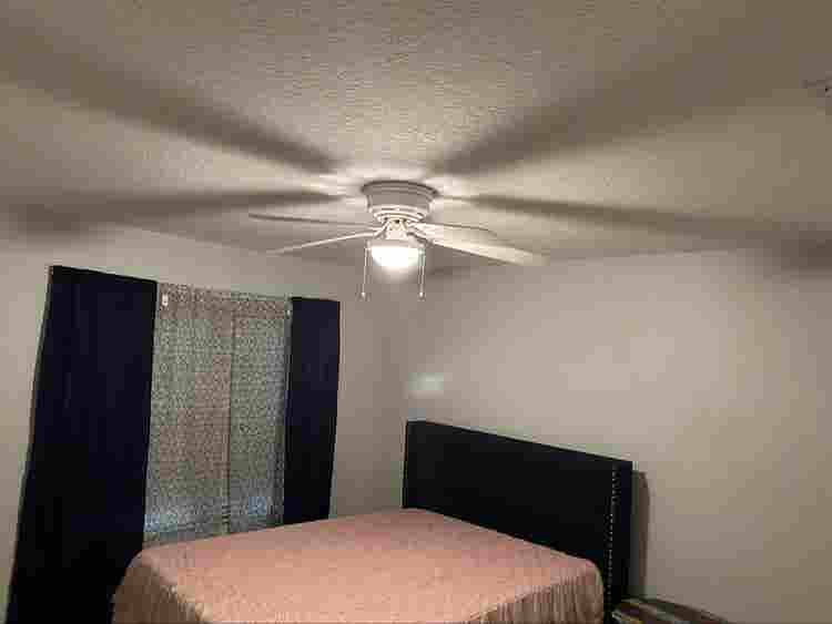 Room For Rent