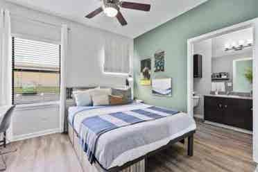 Looking to sublease