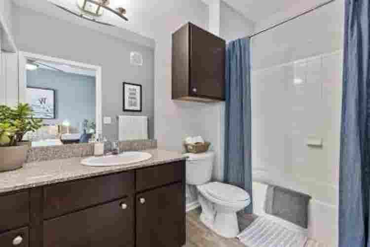 Looking to sublease
