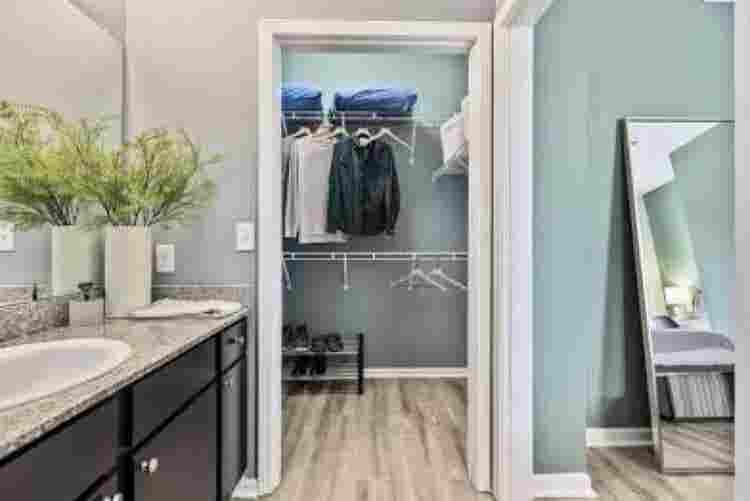 Looking to sublease
