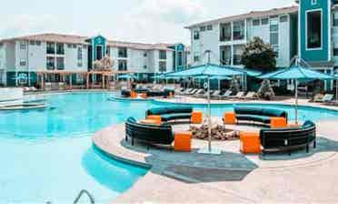 Looking to sublease