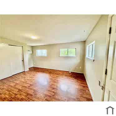 - House - SECTION 8 ELIGIBLE