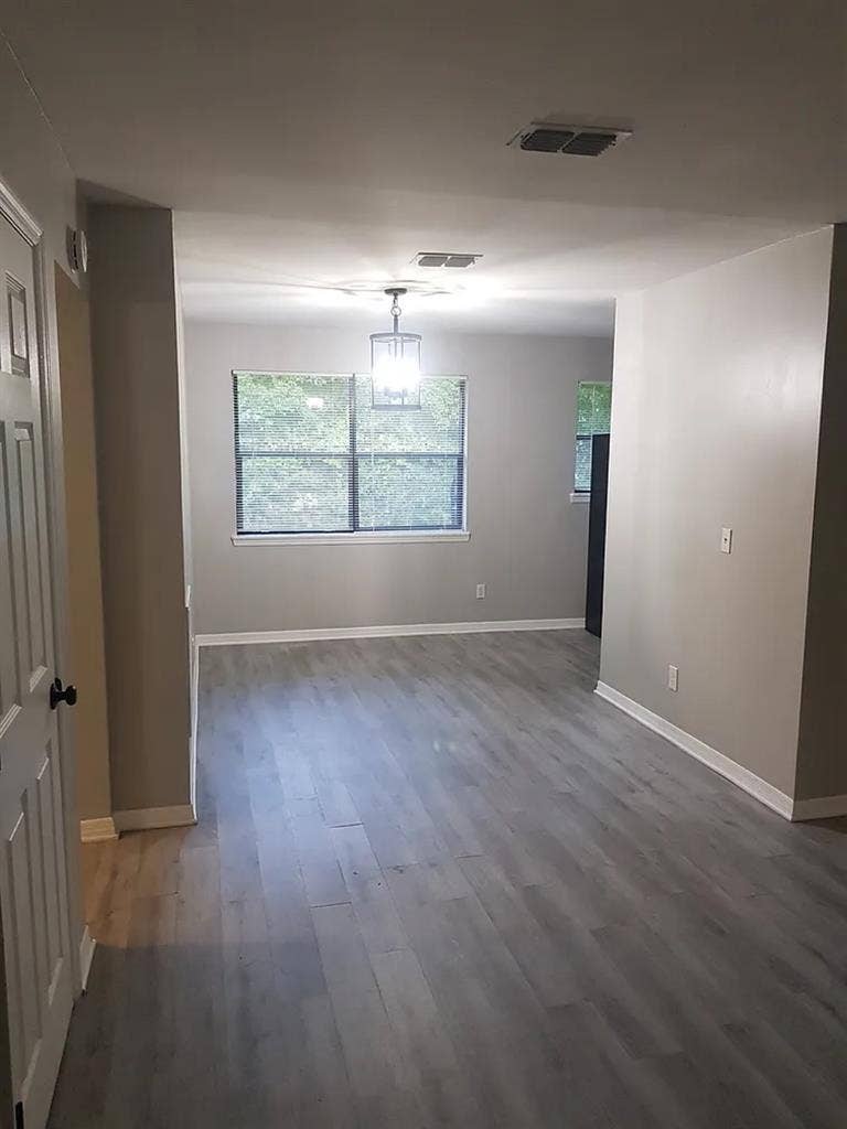 Newly renovated beautiful S/Family
