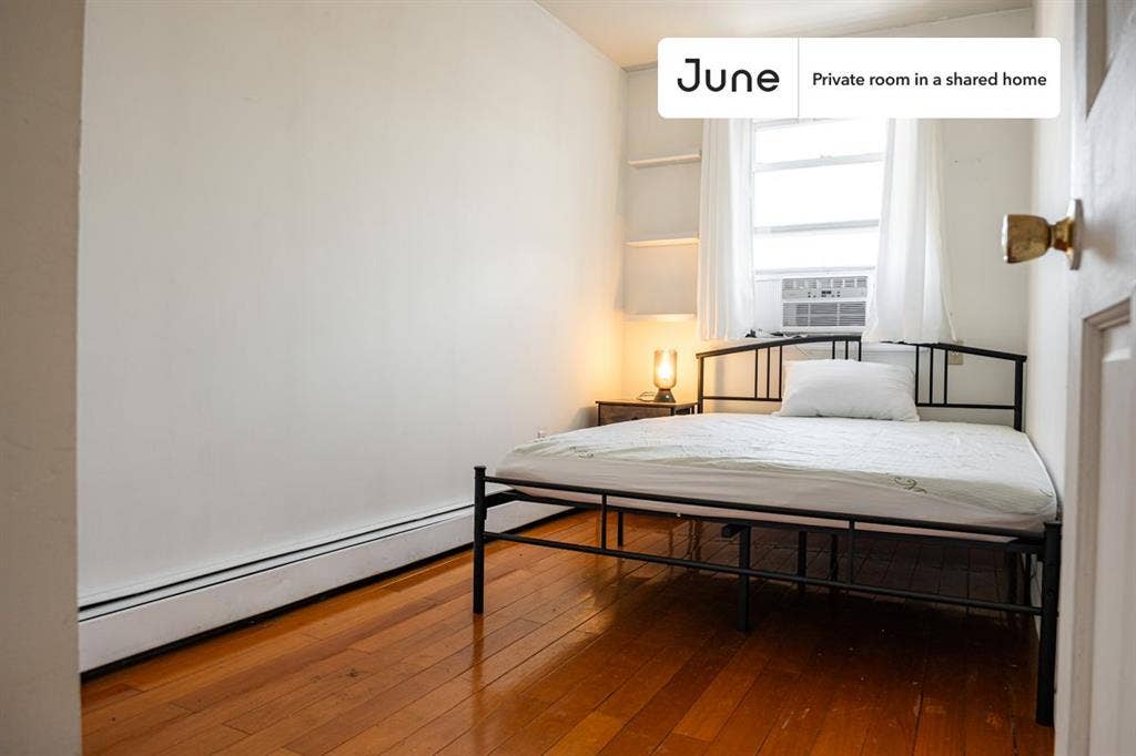 2 BR in New York City