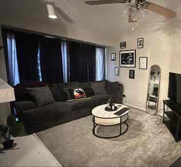 Lease takeover in Addison!