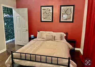 Room Near AU center Westlake transi