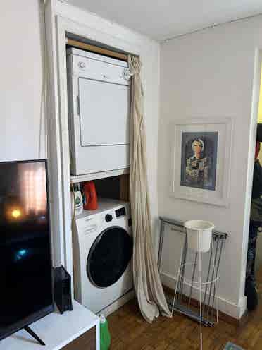 Large Room w/ Bathroom Near L Train