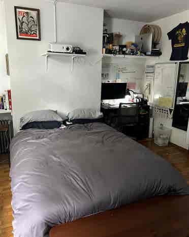 Large Room w/ Bathroom Near L Train