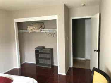 PRIVADE ROOM FOR MONTLHY RENT