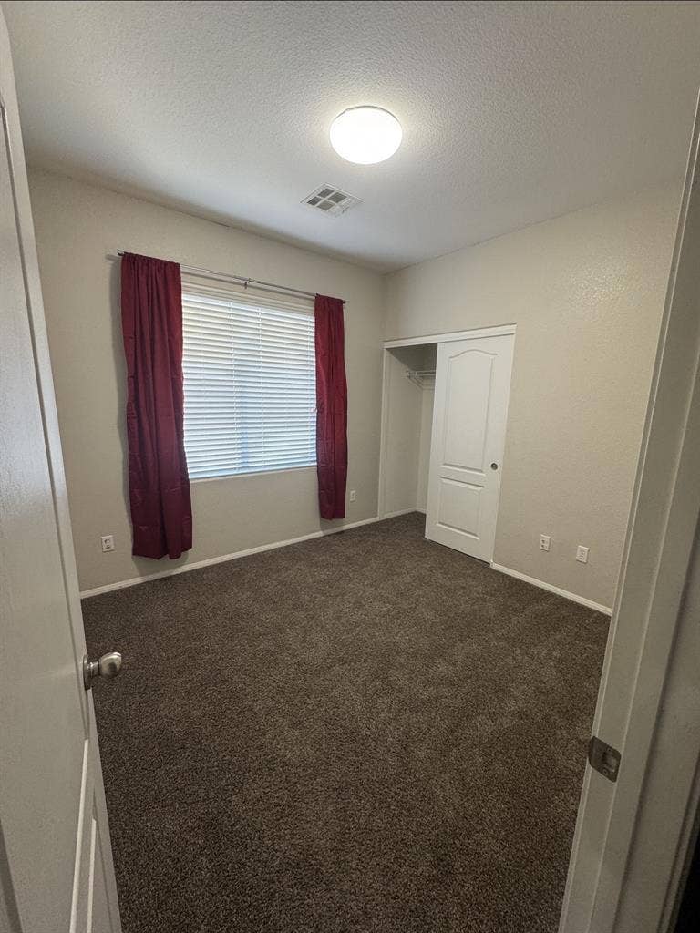 Private rooms for rent