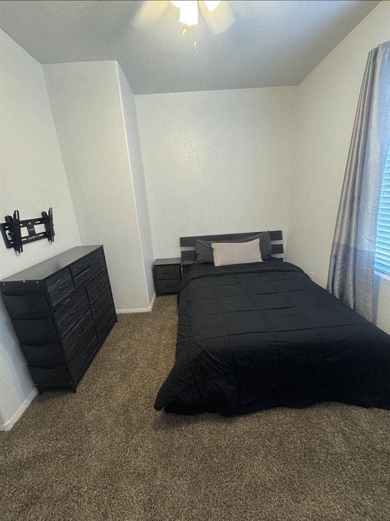 Private rooms for rent