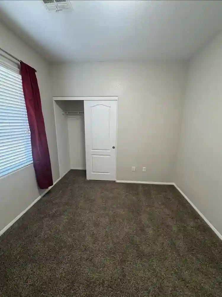 Private rooms for rent