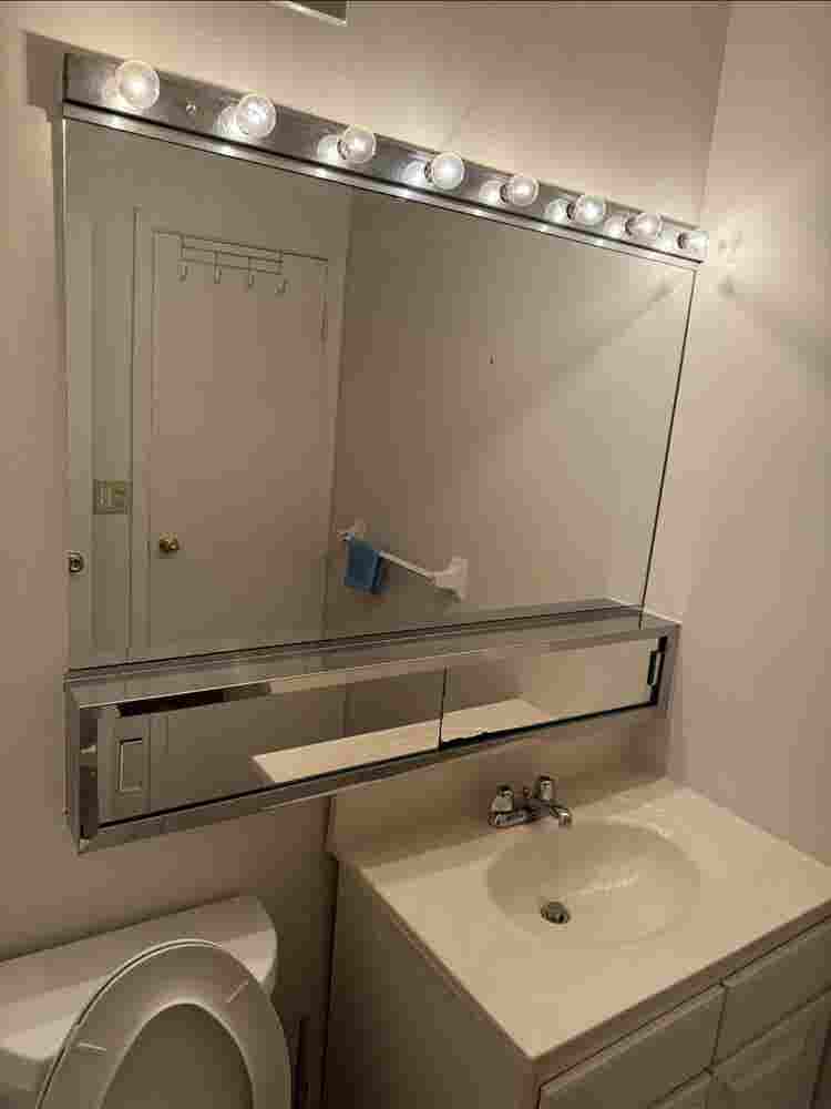 I have a room for rent