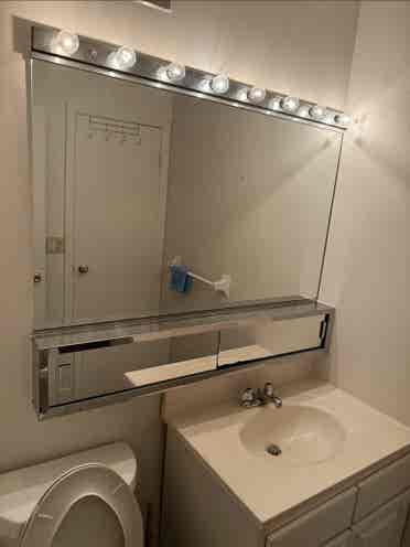 I have a room for rent
