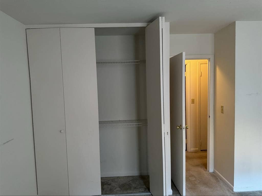 I have a room for rent