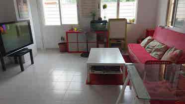 Habitación amueblada de
