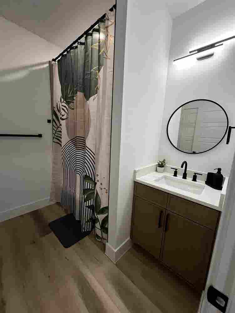 Private Rooms – All Bills Paid