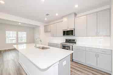 4 BR in Charlotte