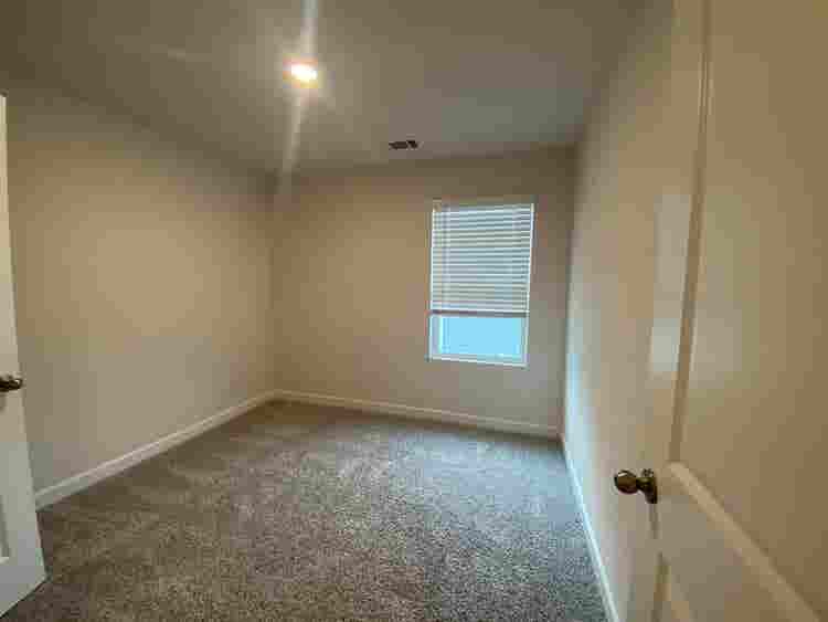 4 BR in Charlotte