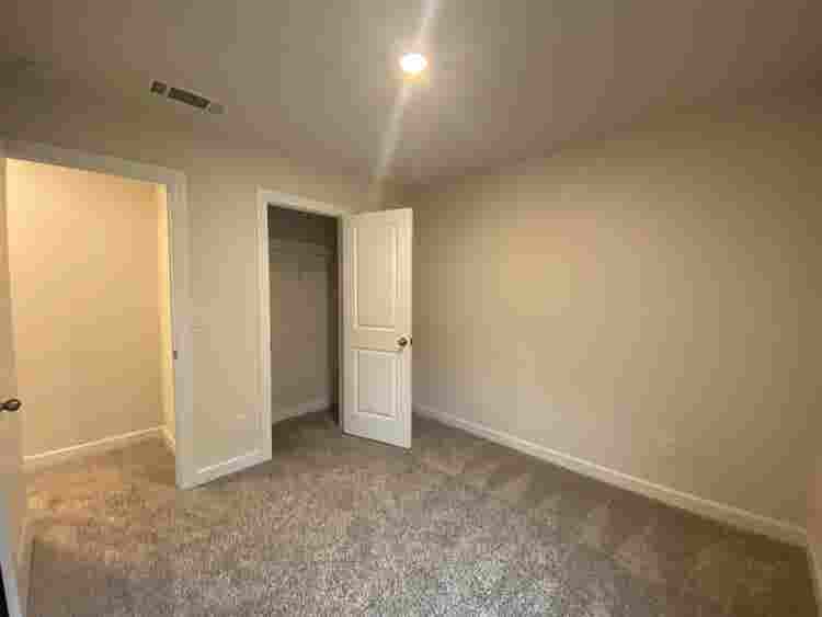 4 BR in Charlotte