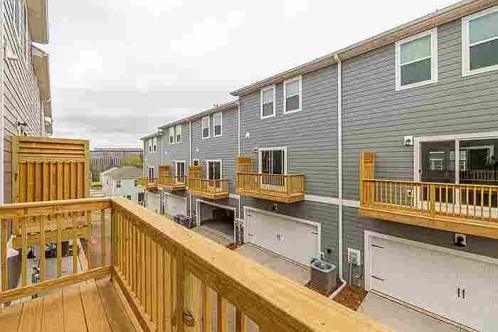 4 BR in Charlotte