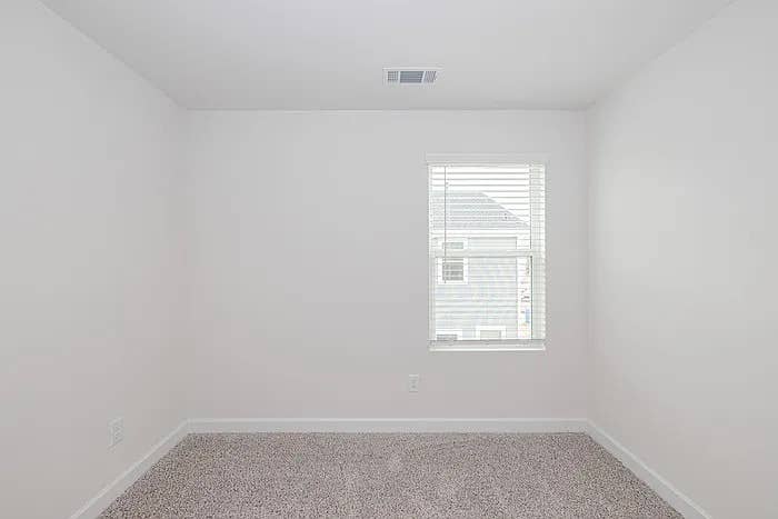 4 BR in Charlotte