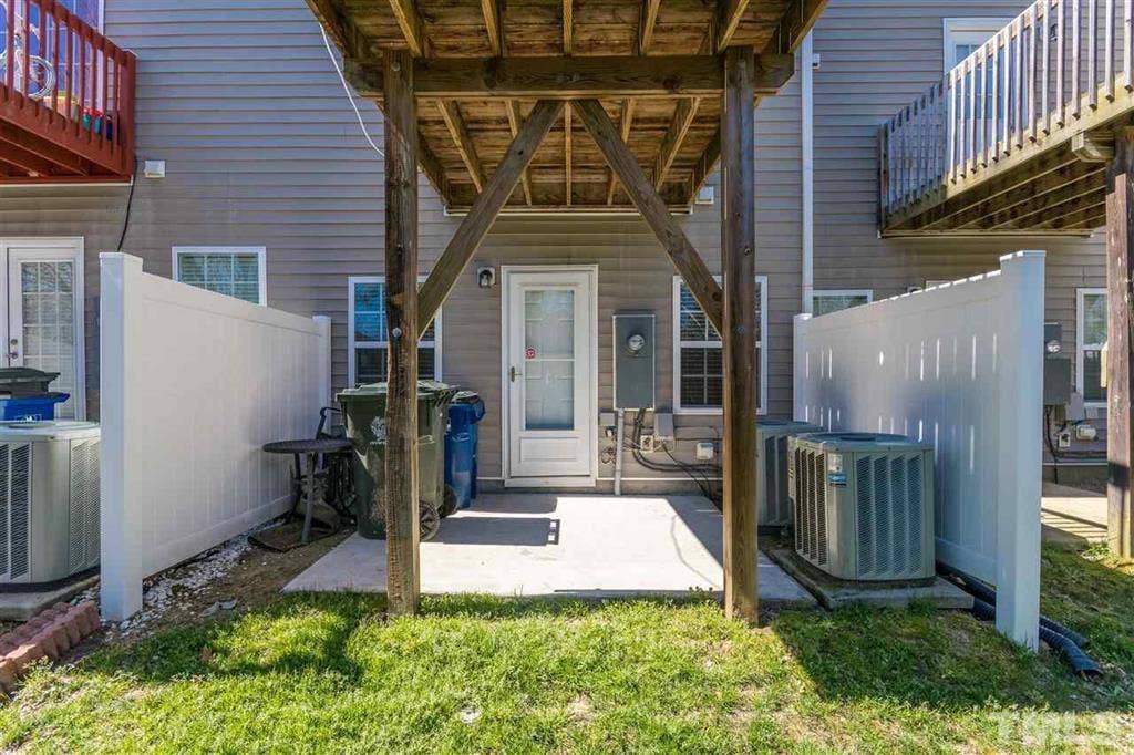 3 BR in Raleigh