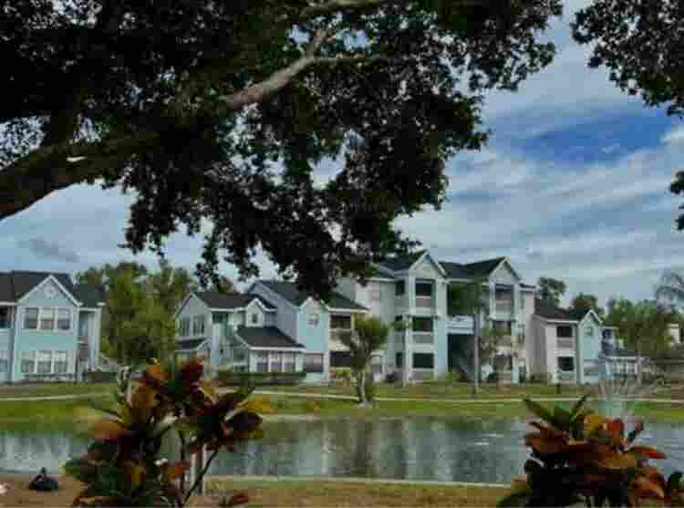 Room for rent in fort Myers