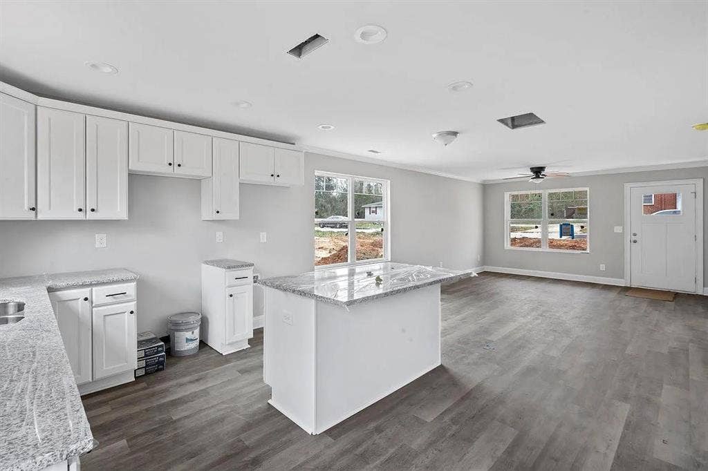 4 BR in Charlotte
