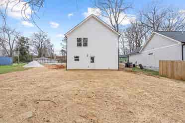 4 BR in Charlotte