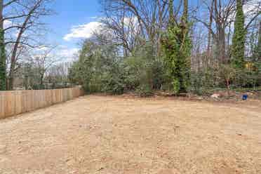 4 BR in Charlotte
