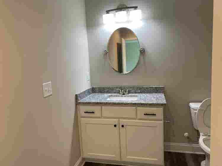 4 BR in Charlotte