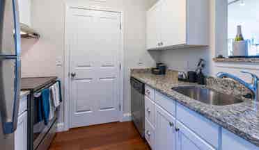 2 Rooms To Rent 1 Bath  Chelsea, MA
