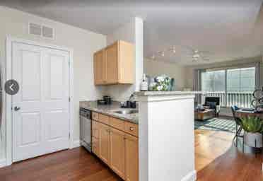2 Rooms To Rent 1 Bath  Chelsea, MA
