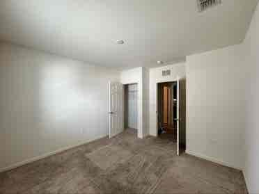 Room Available Now in SE Palm Bay