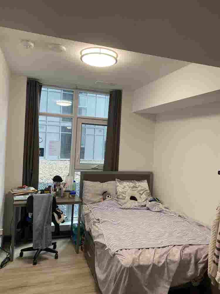 Room for Subleasee