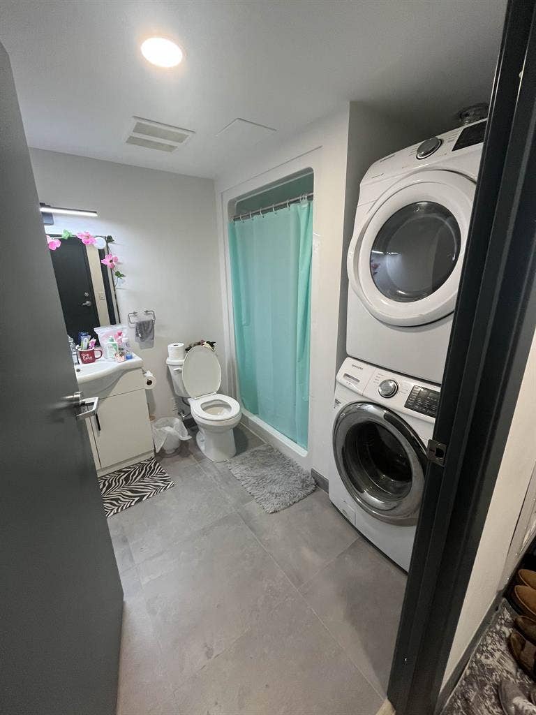 Apartment for Takeover