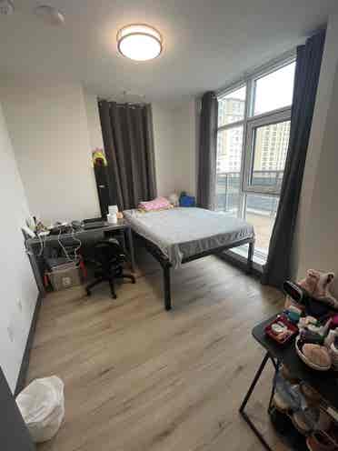 Apartment for Takeover