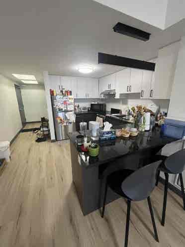 Apartment for Takeover