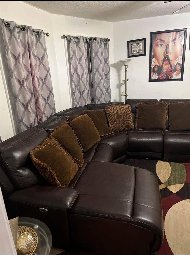 Two rooms for rent.